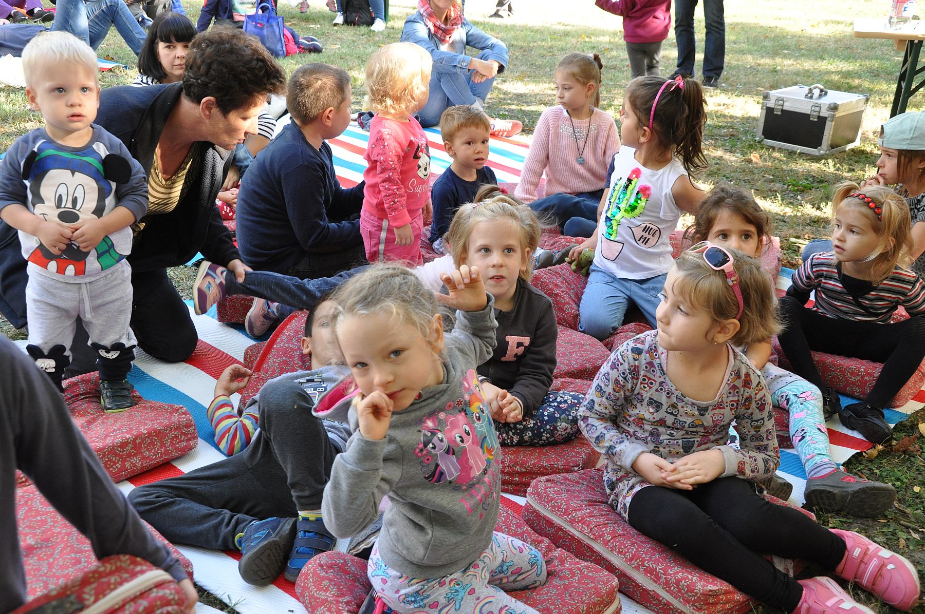 Vasárnapi közösségépítő Pokróc Piknik a Béke téren